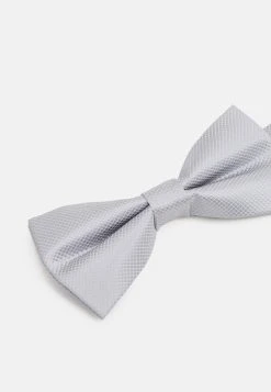 Prix Réduit Pier One Noeud papillon cravates et accessoires de costume carreaux homme -Promos Pier One Boutique e101f355c8c042b1b907d2c527e04057