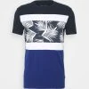 Pier One Prix Gelé T-shirt imprimé t-shirts & polos col rond homme 2 Pier One Prix Gelé T-shirt imprimé t-shirts & polos col rond homme -Promos Pier One Boutique e11dca5eb5a04da99379a18e98647f46