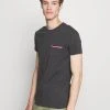 Pier One T-shirt basique Soldes En Ligne t-shirts col rond homme -Promos Pier One Boutique e17191ca73474c3baafcb0428632d40e
