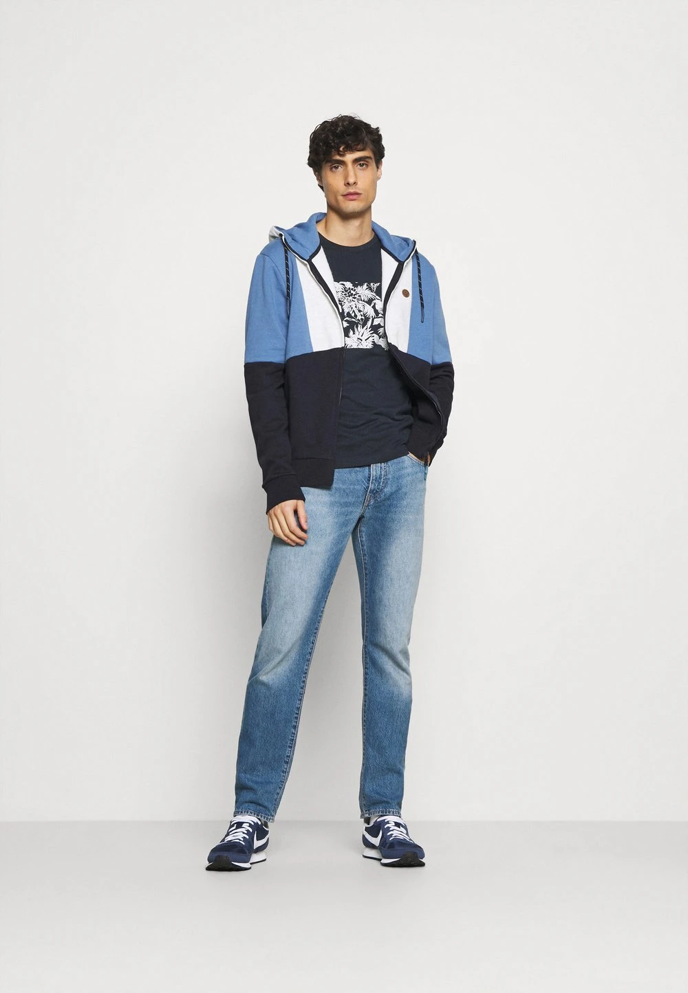 Pier One Assurance De l’Authenticité T-shirt imprimé t-shirts col rond homme 4 Pier One Assurance De l’Authenticité T-shirt imprimé t-shirts col rond homme – Image 2