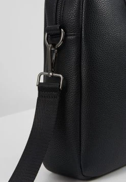 Pier One Sac ordinateur Discount En Ligne sacs compartiment pour pc portable homme -Promos Pier One Boutique e25e861b1f9444b79c12265432ffc2a5