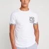 Meilleur Prix Garanti Pier One T-shirt imprimé t-shirts & polos col rond homme 2 Meilleur Prix Garanti Pier One T-shirt imprimé t-shirts & polos col rond homme -Promos Pier One Boutique e2e89ef35b2c4e1bbf7c063e733adf75