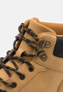 Pier One Baskets montantes Qualité garantie 100% baskets & sneakers rond homme -Promos Pier One Boutique e325666522354a59b56e0b4b3e77c129