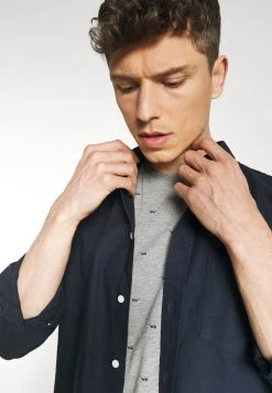 Pier One T-shirt imprimé Prix Allégé t-shirts col rond homme -Promos Pier One Boutique e3884c285e1d4196b2b6f8b7d26bc5dc