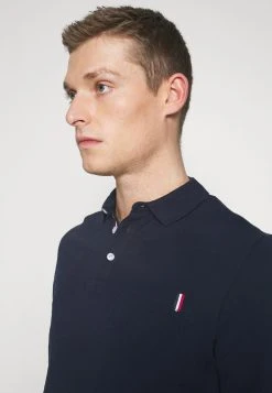 Pier One Réduction Polo t-shirts & polos col polo homme -Promos Pier One Boutique e38c173f8fe04915a77b0ccc1b39f6b5