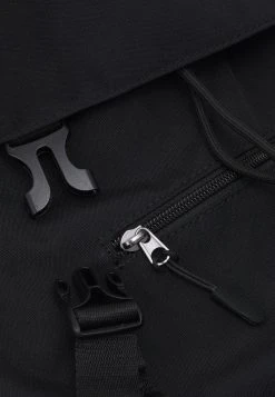 Pier One UNISEX - Sac à dos Prix Gelé sacs compartiment pour pc portable 10 Pier One UNISEX - Sac à dos Prix Gelé sacs compartiment pour pc portable -Promos Pier One Boutique e3cf52e0672e49a3b1b5950d43663481