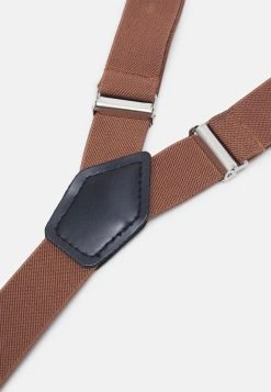 Pier One SET - Noeud papillon En Remise pochettes de costume couleur unie homme -Promos Pier One Boutique e6255cad1dda491a818caf178ee77354