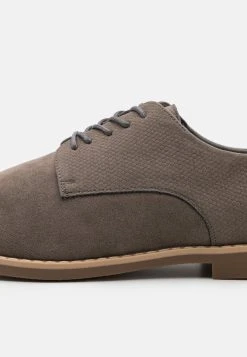 Prix Accessible Pier One Derbies chaussures de ville rond homme -Promos Pier One Boutique e7cc4dd12d694b1486a1af832c9d098a