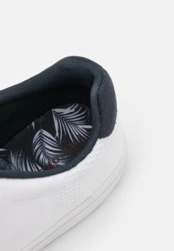 Pier One Baskets basses Prix Sympa sneakers rond homme 13 Pier One Baskets basses Prix Sympa sneakers rond homme -Promos Pier One Boutique e8219153cdcb42ed9044d37d44838c67