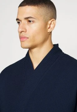 Pier One Peignoir Un Tarif Préférentiel sous-vêtements & chaussettes col ch&acirc;le homme -Promos Pier One Boutique e8a23e172d1e49eba5a8a4af45a29f09