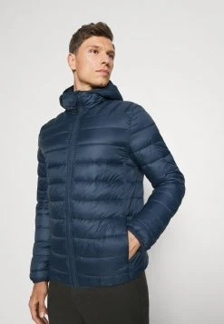 Pier One Veste légère Prix Imbattable vestes capuche homme -Promos Pier One Boutique e92ee0ace766468f8bfbdf694f3acf19