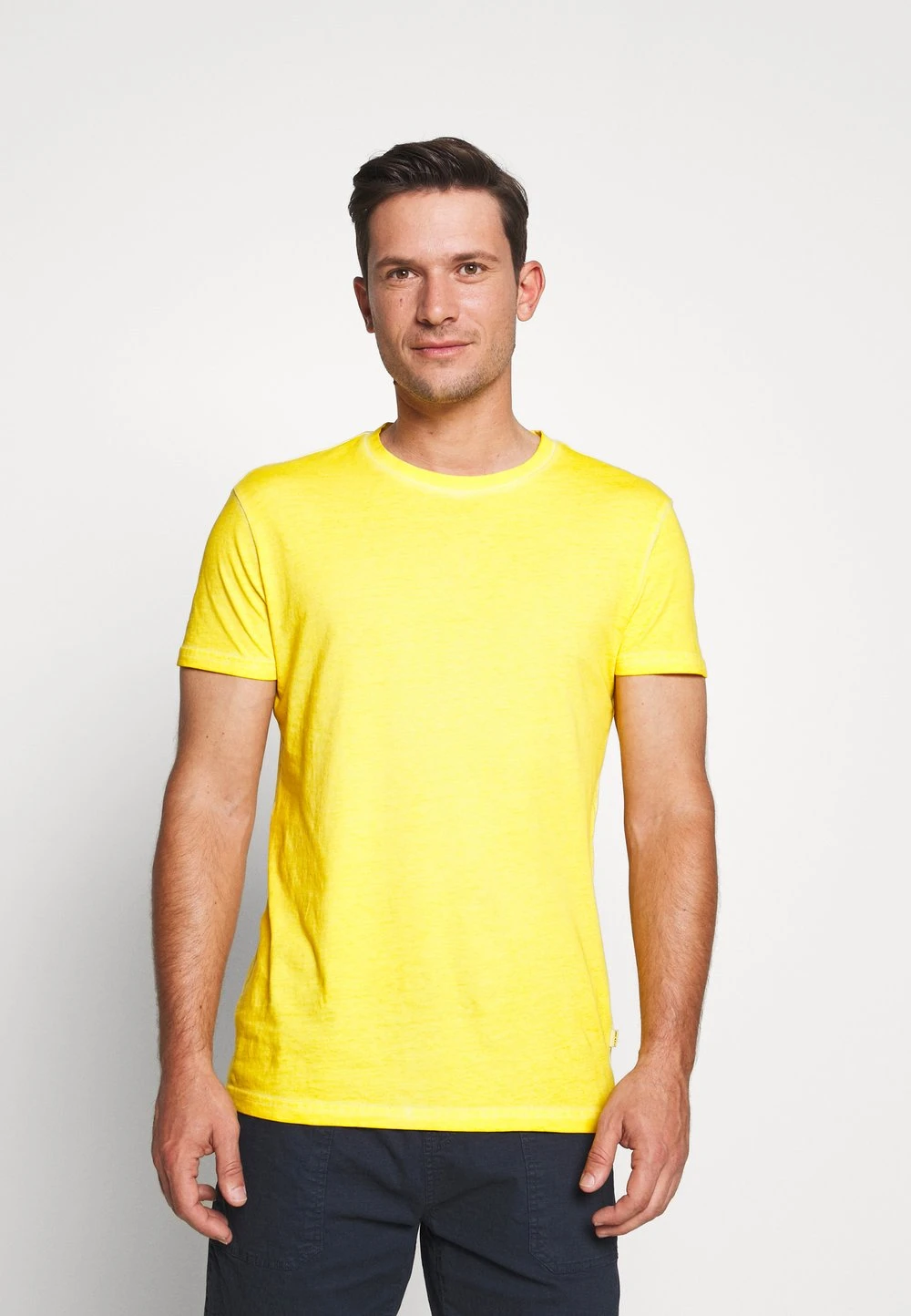 Qualité Fiable Pier One 3 PACK - T-shirt basique t-shirts col rond homme 4 Qualité Fiable Pier One 3 PACK - T-shirt basique t-shirts col rond homme – Image 2