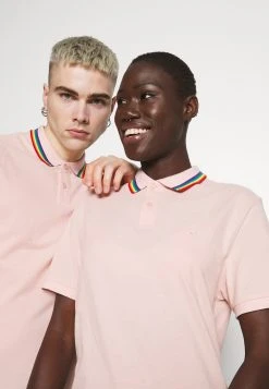 Plus Bas Prix De Vente Pier One PRIDE - Polo t-shirts col polo homme 11 Plus Bas Prix De Vente Pier One PRIDE - Polo t-shirts col polo homme -Promos Pier One Boutique efc05945e8a84b13a5286a1d86e706df