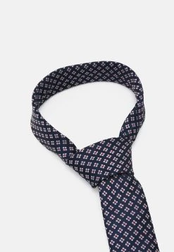 En Remise Pier One 2 PACK - Cravate cravates et nœuds papillon rayures homme -Promos Pier One Boutique f27427d94f014b89a18f3dd0540a3939