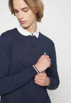 Pier One Prix De Lancement 2 PACK - Polo t-shirts & polos col contrastant homme 13 Pier One Prix De Lancement 2 PACK - Polo t-shirts & polos col contrastant homme -Promos Pier One Boutique f53e20f99f594c04b6590a46d5efab5f