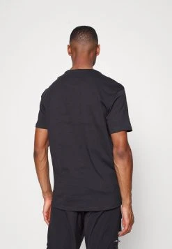 Pier One En Remise 2 PACK - T-shirt basique t-shirts col rond homme -Promos Pier One Boutique f5c1aa6e08984f9d819bef1626197dd8