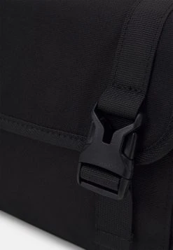 Prix Sacrifiés Pier One UNISEX - Sac bandoulière sacs fermeture à clip -Promos Pier One Boutique f6be7e6f25484afd818fa13238f4a0f4