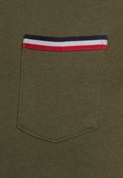 Prix Raisonnable Pier One T-shirt basique t-shirts col rond homme -Promos Pier One Boutique f97f1ed979df440ebe0e4a125ca4d0c7